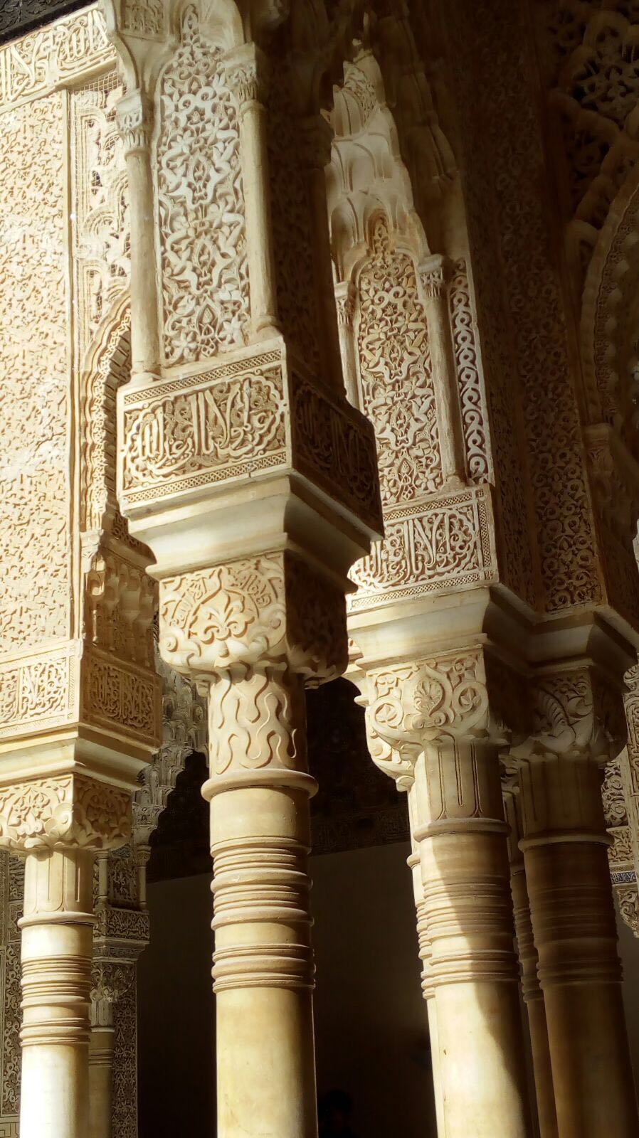 Visitas guiadas Granada Alhambra Andalucía servicios culturales catedral Albaycín Albaicín Reyes Católicos