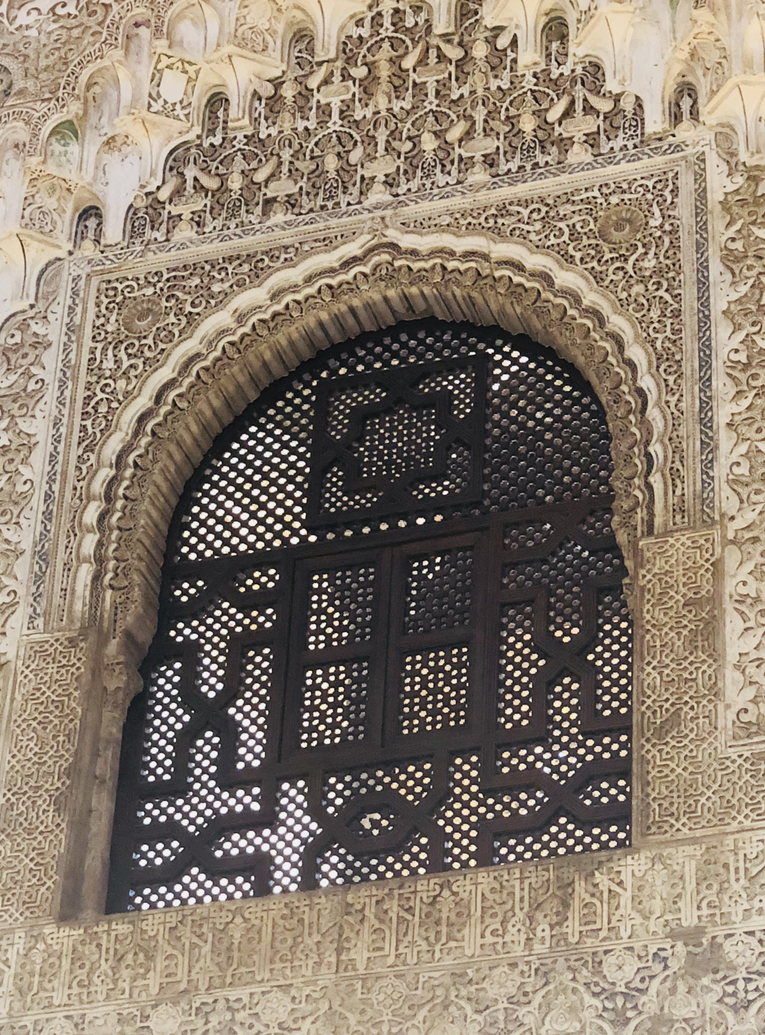 Guided visits tours Granada Alhambra Andalucía cultural services cathedral Albaycín Albaicín Reyes Católicos